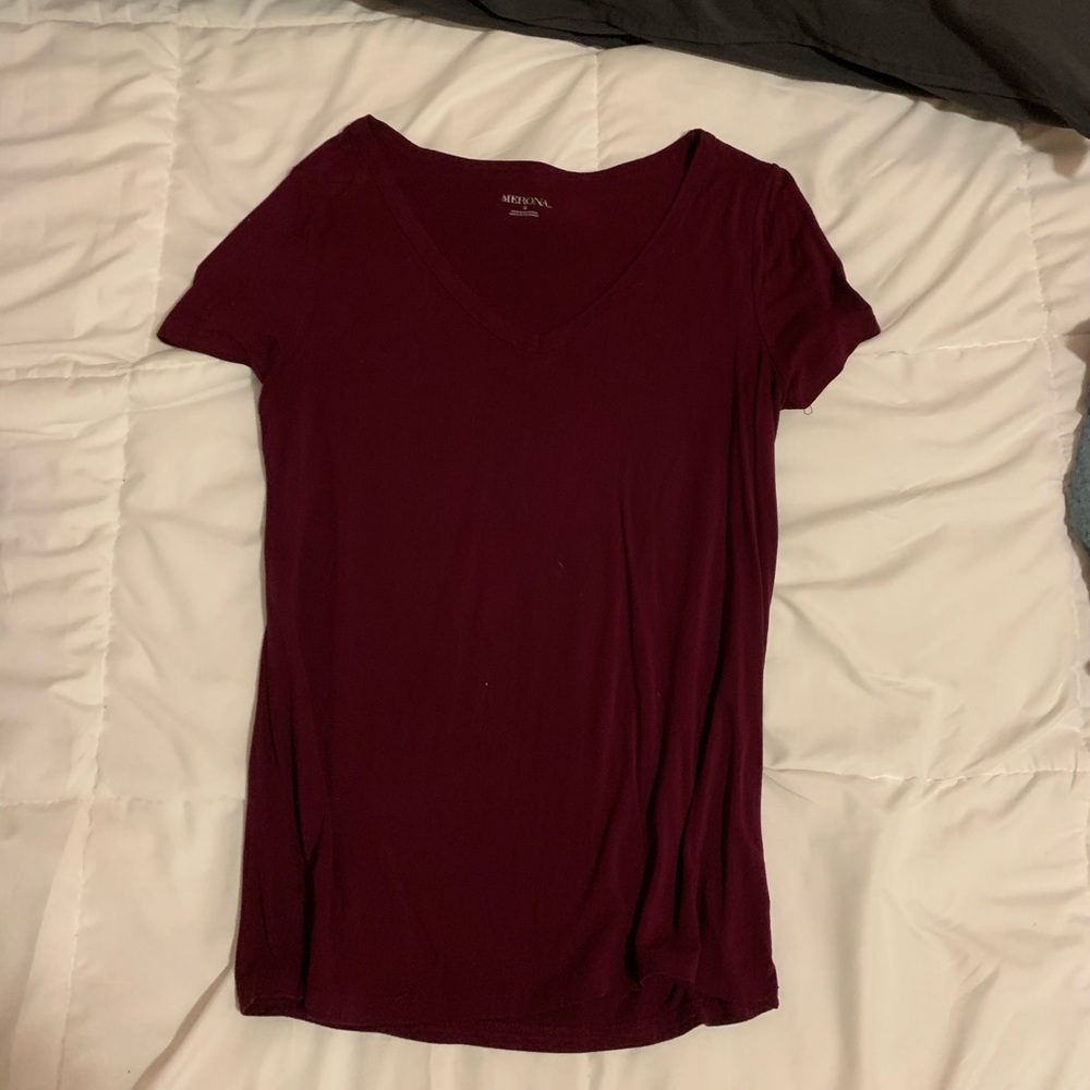 Plum V-neck T-shirt